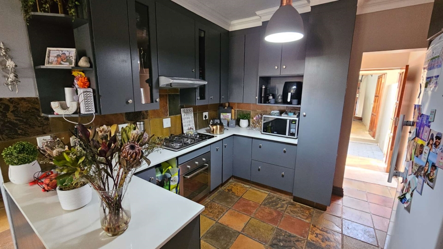 2 Bedroom Property for Sale in Melodie North West